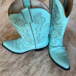 Durango Women's Turquoise brown trim  leather Western Boots